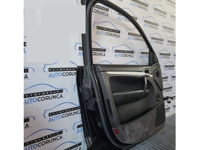 bontott PORSCHE CAYENNE Bal első Ajtó (Üres lemez)