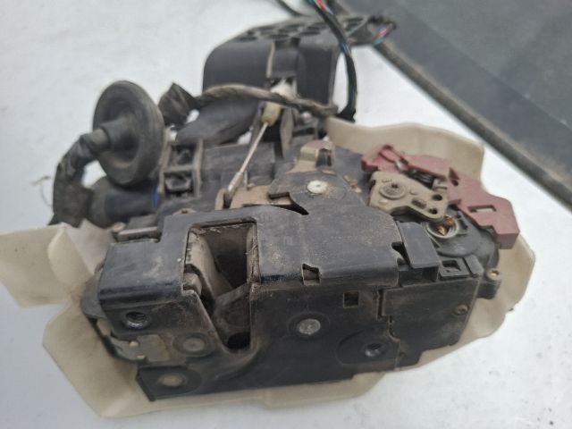 bontott PORSCHE CAYENNE Bal első Ajtózár