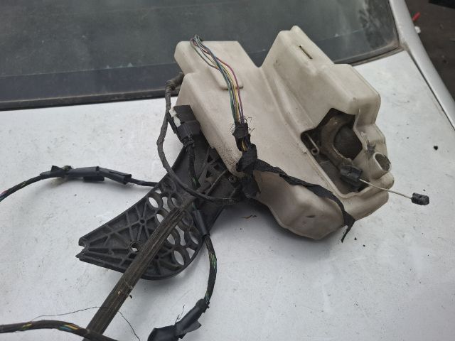 bontott PORSCHE CAYENNE Bal első Ajtózár