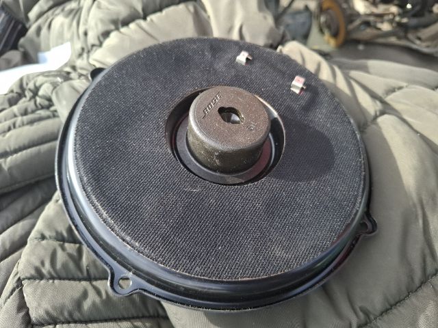 bontott PORSCHE CAYENNE Bal első Hangszóró