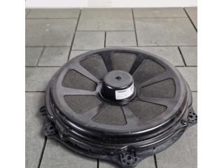 bontott PORSCHE CAYENNE Bal első Hangszóró