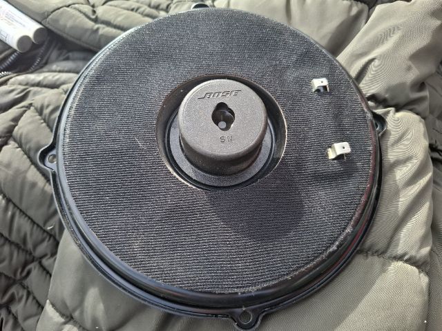 bontott PORSCHE CAYENNE Bal első Hangszóró