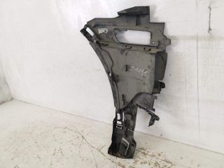 bontott PORSCHE CAYENNE Bal első Lökhárító Tartó (Műanyag)