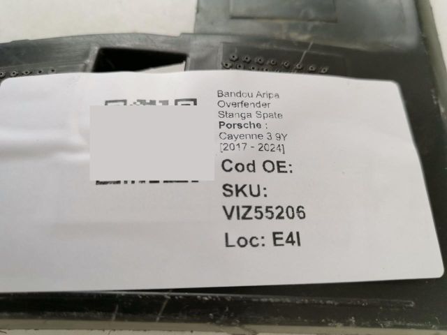 bontott PORSCHE CAYENNE Bal első Sárvédő Díszléc