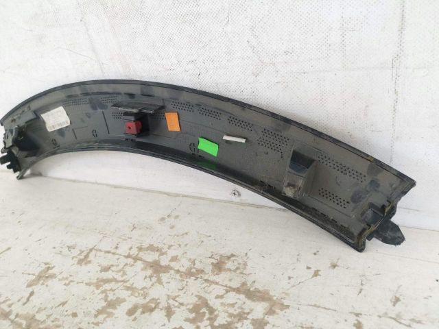 bontott PORSCHE CAYENNE Bal első Sárvédő Díszléc