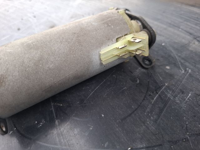 bontott PORSCHE CAYENNE Bal első Ülés Állító Motor