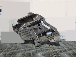 bontott PORSCHE CAYENNE Bal Fényszóró Tartó