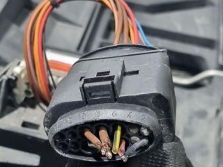 bontott PORSCHE CAYENNE Bal Fényszóró Tartó