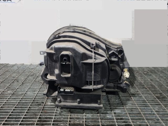 bontott PORSCHE CAYENNE Bal Fényszóró