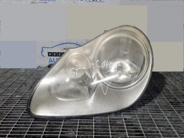 bontott PORSCHE CAYENNE Bal Fényszóró
