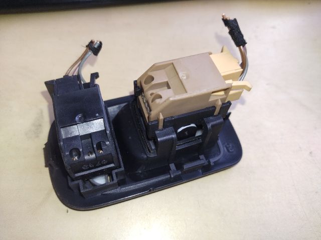 bontott PORSCHE CAYENNE Bal hátsó Ablakemelő Kapcsoló