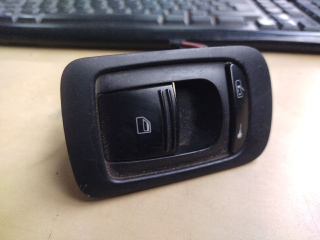 bontott PORSCHE CAYENNE Bal hátsó Ablakemelő Kapcsoló