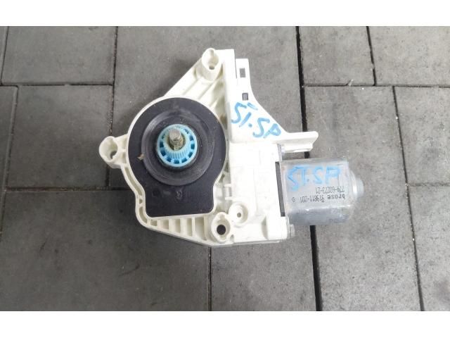 bontott PORSCHE CAYENNE Bal hátsó Ablakemelő Motor