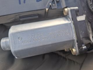 bontott PORSCHE CAYENNE Bal hátsó Ablakemelő Motor