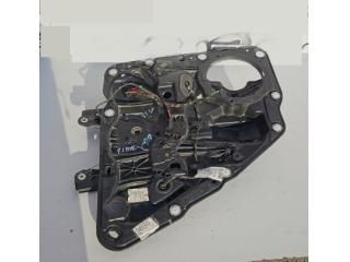 bontott PORSCHE CAYENNE Bal hátsó Ablakemelő Szerkezet (Elektromos)