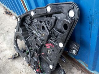 bontott PORSCHE CAYENNE Bal hátsó Ablakemelő Szerkezet (Elektromos)