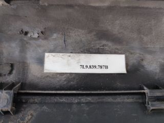 bontott PORSCHE CAYENNE Bal hátsó Ajtó Díszléc