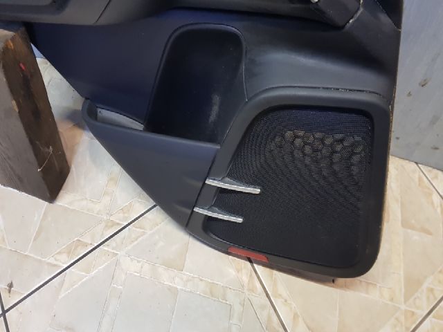 bontott PORSCHE CAYENNE Bal hátsó Ajtó Kárpit