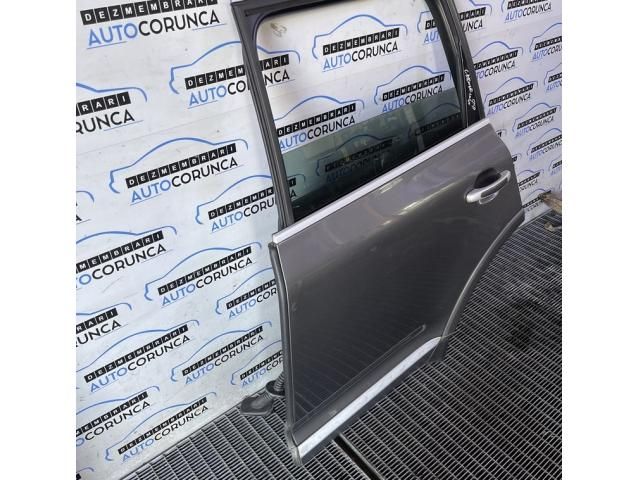 bontott PORSCHE CAYENNE Bal hátsó Ajtó (Üres lemez)