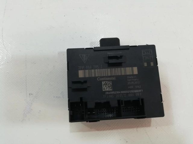 bontott PORSCHE CAYENNE Bal hátsó Ajtó Vezérlőegység