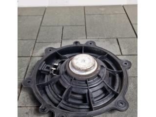 bontott PORSCHE CAYENNE Bal hátsó Hangszóró