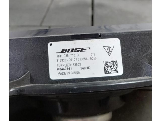 bontott PORSCHE CAYENNE Bal hátsó Hangszóró