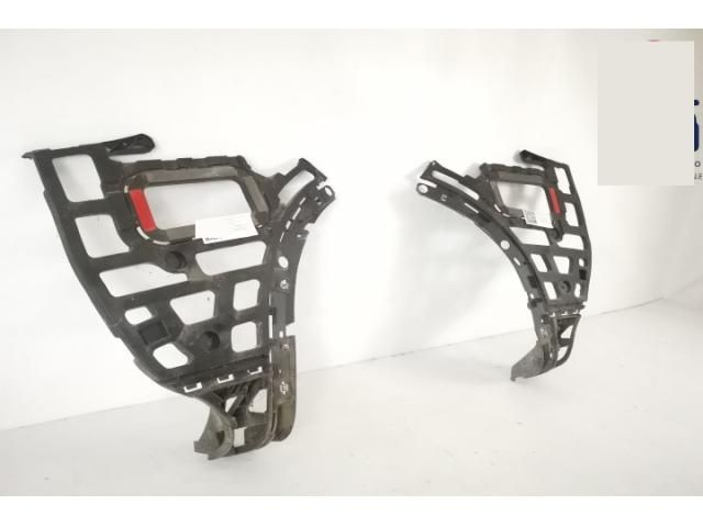 bontott PORSCHE CAYENNE Bal hátsó Lökhárító Tartó (Műanyag)