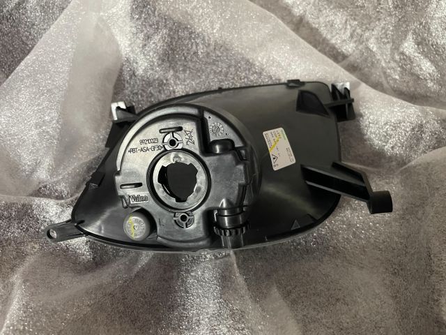 bontott PORSCHE CAYENNE Bal Ködfényszóró