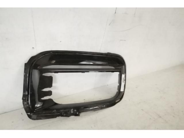 bontott PORSCHE CAYENNE Bal Ködlámpa Rács