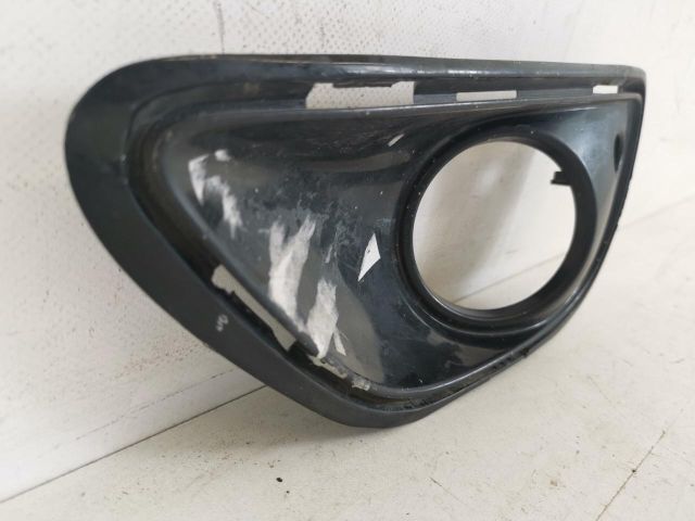 bontott PORSCHE CAYENNE Bal Ködlámpa Rács