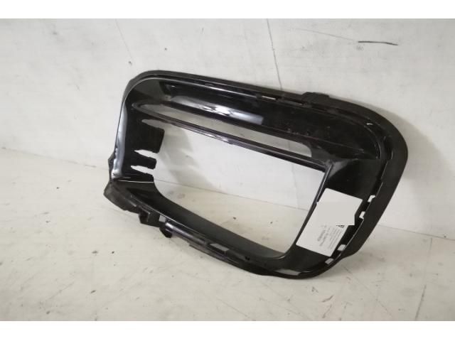 bontott PORSCHE CAYENNE Bal Ködlámpa Rács