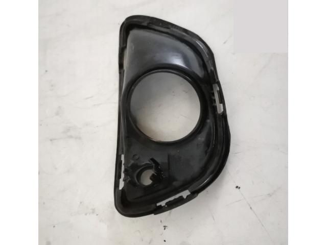 bontott PORSCHE CAYENNE Bal Ködlámpa Rács