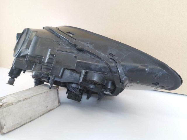 bontott PORSCHE CAYENNE Bal Ledes Fényszóró