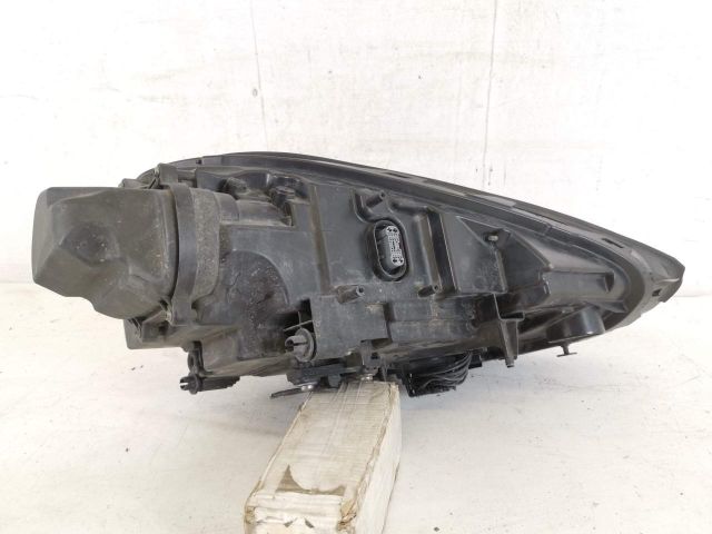 bontott PORSCHE CAYENNE Bal Ledes Fényszóró