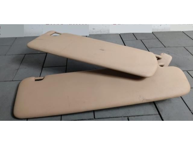 bontott PORSCHE CAYENNE Bal Napellenző