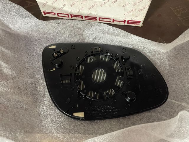 bontott PORSCHE CAYENNE Bal Tükörlap