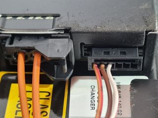 bontott PORSCHE CAYENNE CD / DVD Tár