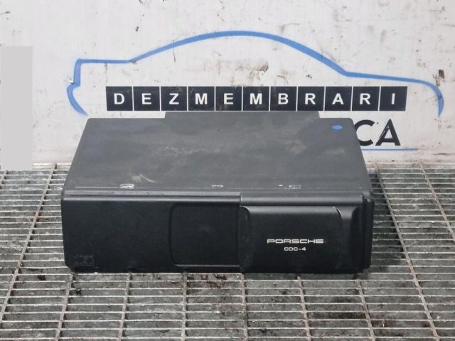 bontott PORSCHE CAYENNE CD / DVD Tár