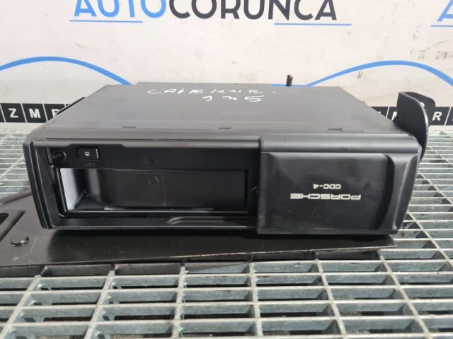 bontott PORSCHE CAYENNE CD / DVD Tár