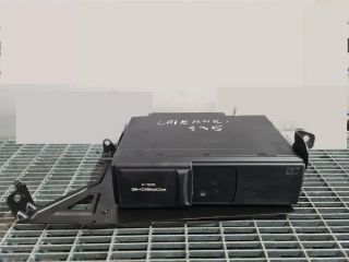 bontott PORSCHE CAYENNE CD / DVD Tár