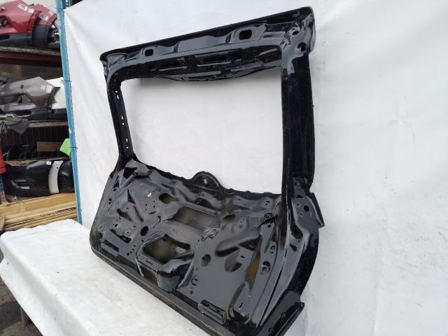 bontott PORSCHE CAYENNE Csomagtérajtó (Üres lemez)