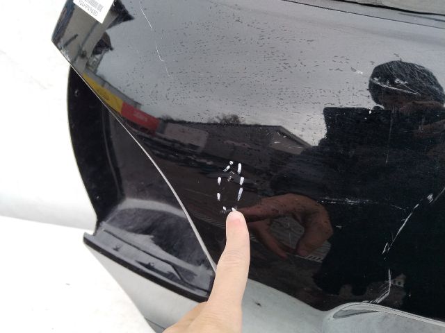 bontott PORSCHE CAYENNE Csomagtérajtó (Üres lemez)