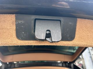 bontott PORSCHE CAYENNE Csomagtérajtó Zárszerkezet