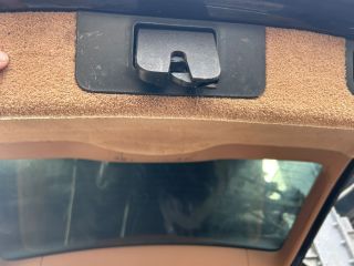 bontott PORSCHE CAYENNE Csomagtérajtó Zárszerkezet