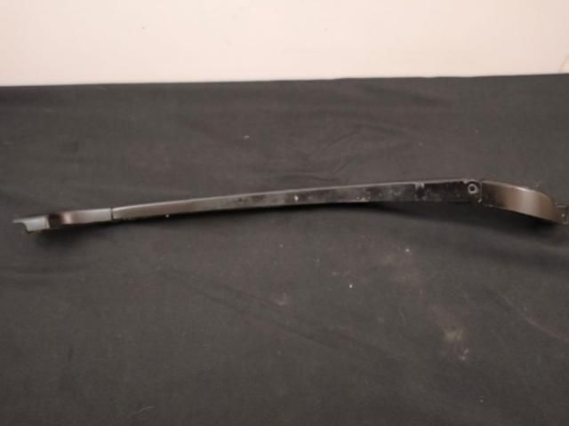 bontott PORSCHE CAYENNE Első Ablaktörlő Kar