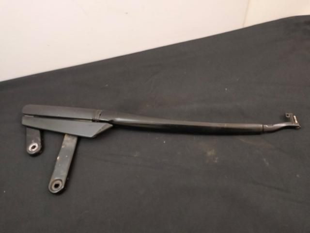 bontott PORSCHE CAYENNE Első Ablaktörlő Kar