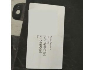 bontott PORSCHE CAYENNE Első Lökhárító Alsó (Műanyag)