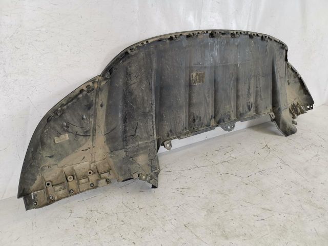 bontott PORSCHE CAYENNE Első Lökhárító Alsó Tálca