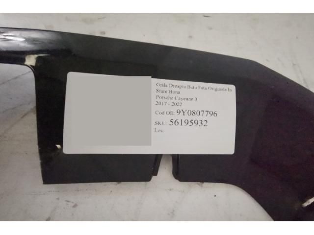 bontott PORSCHE CAYENNE Első Lökhárító Jobb Díszrács