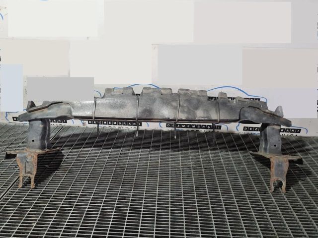 bontott PORSCHE CAYENNE Első Lökhárító Merevítő (Fém)